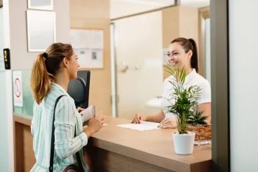 DERICHEBOURG-Accueil-séduit-de-nouveaux-clients.jpg